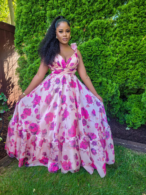 UNTOUCHABLE CHIC FLORAL MAXI DRESS - Fitz Clothing