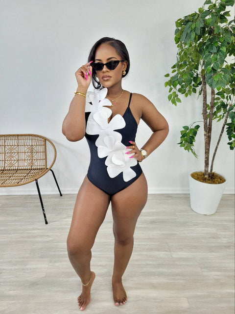 Flower Oasis Swimsuit (Black/White) - Fitz Clothing