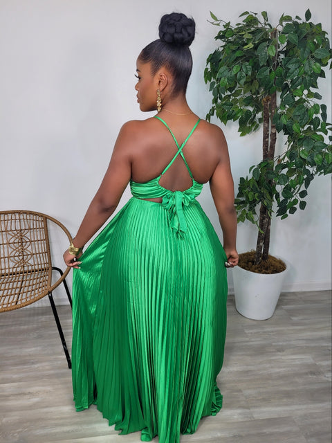 Trivel Pleated Maxi Dress (Green)